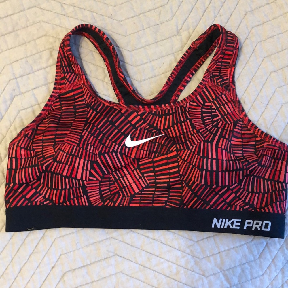 Nike - Sports bra